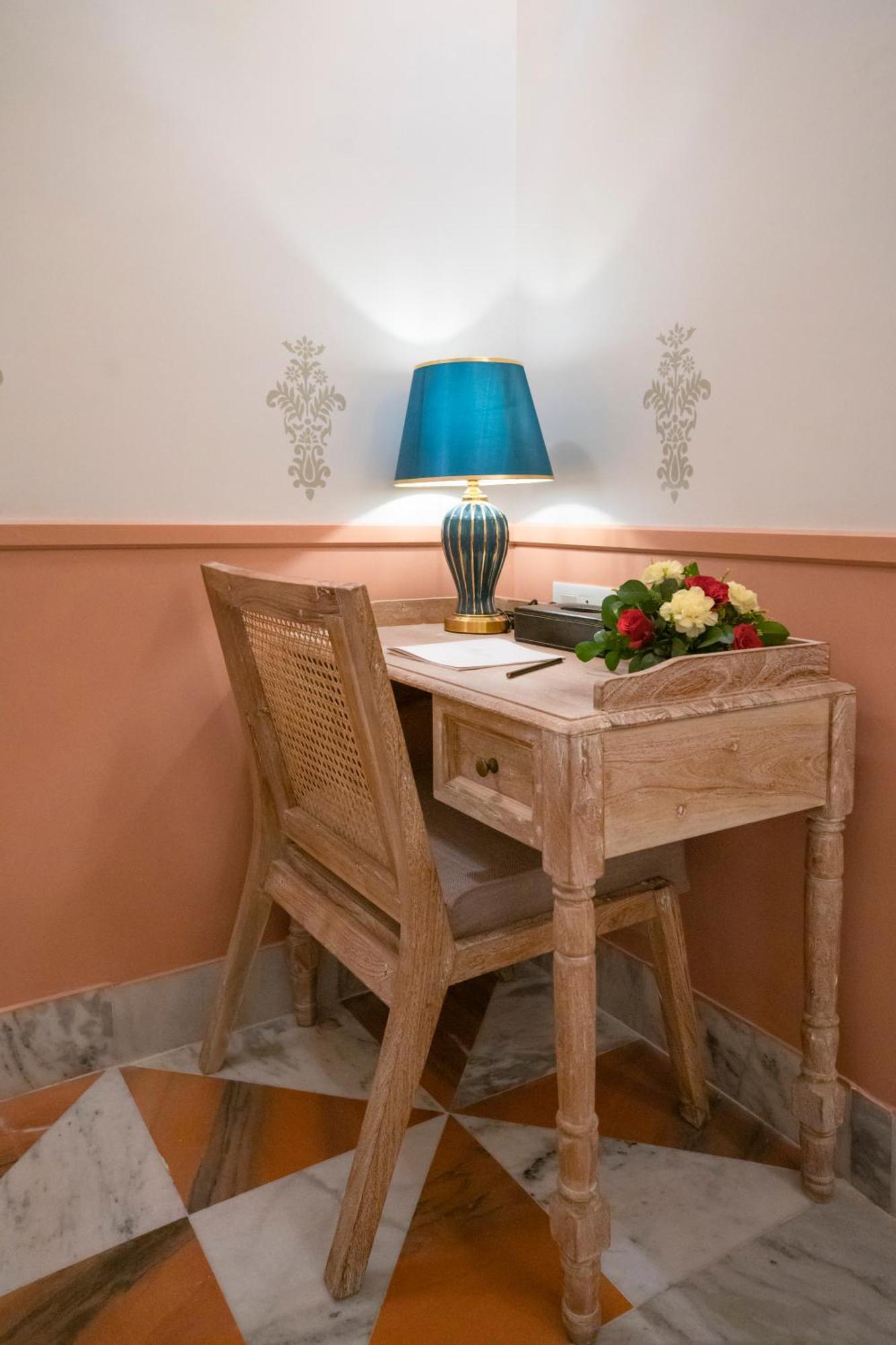 Dev Mahal - A Boutique Heritage Hotel Jaipur Ngoại thất bức ảnh