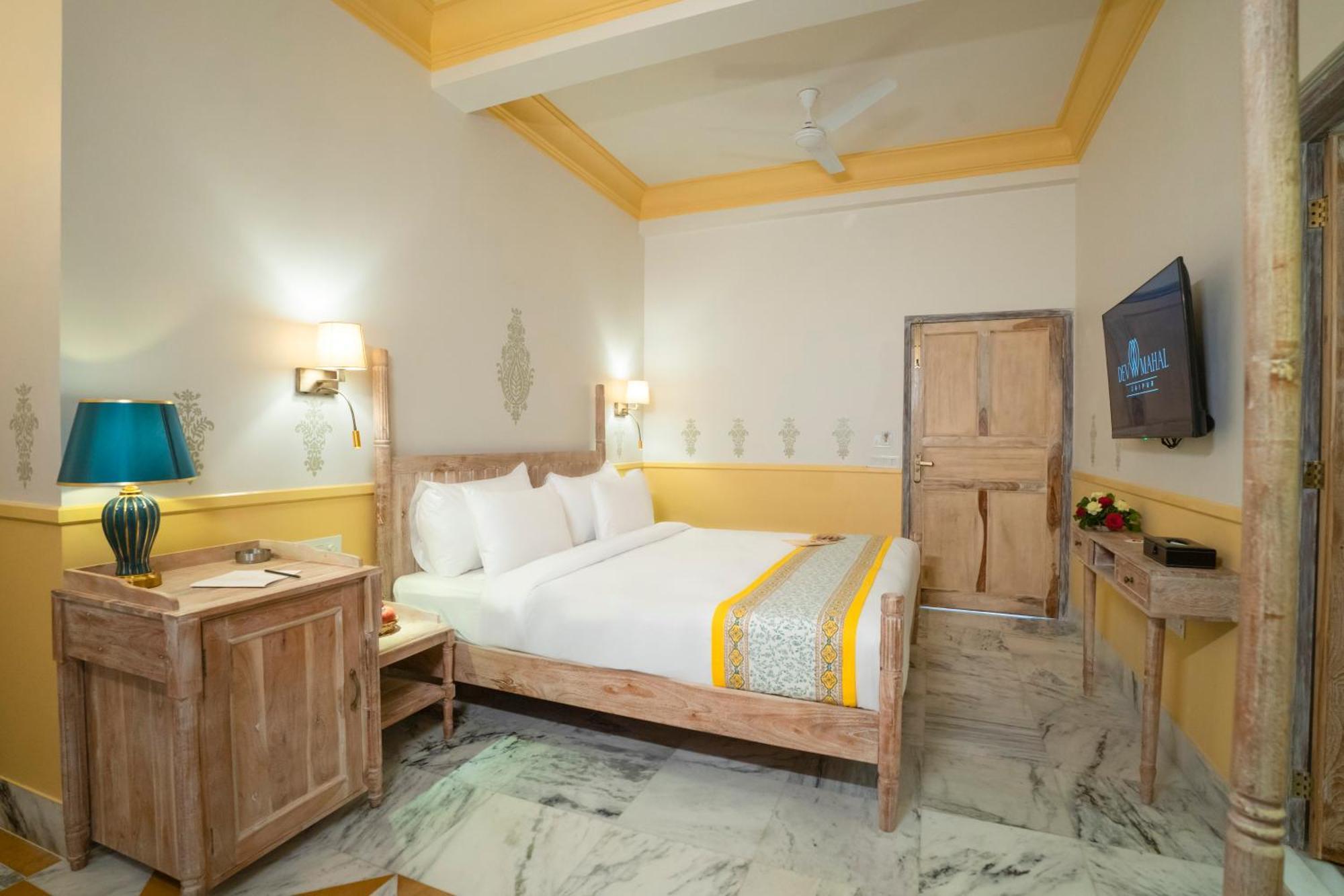 Dev Mahal - A Boutique Heritage Hotel Jaipur Ngoại thất bức ảnh