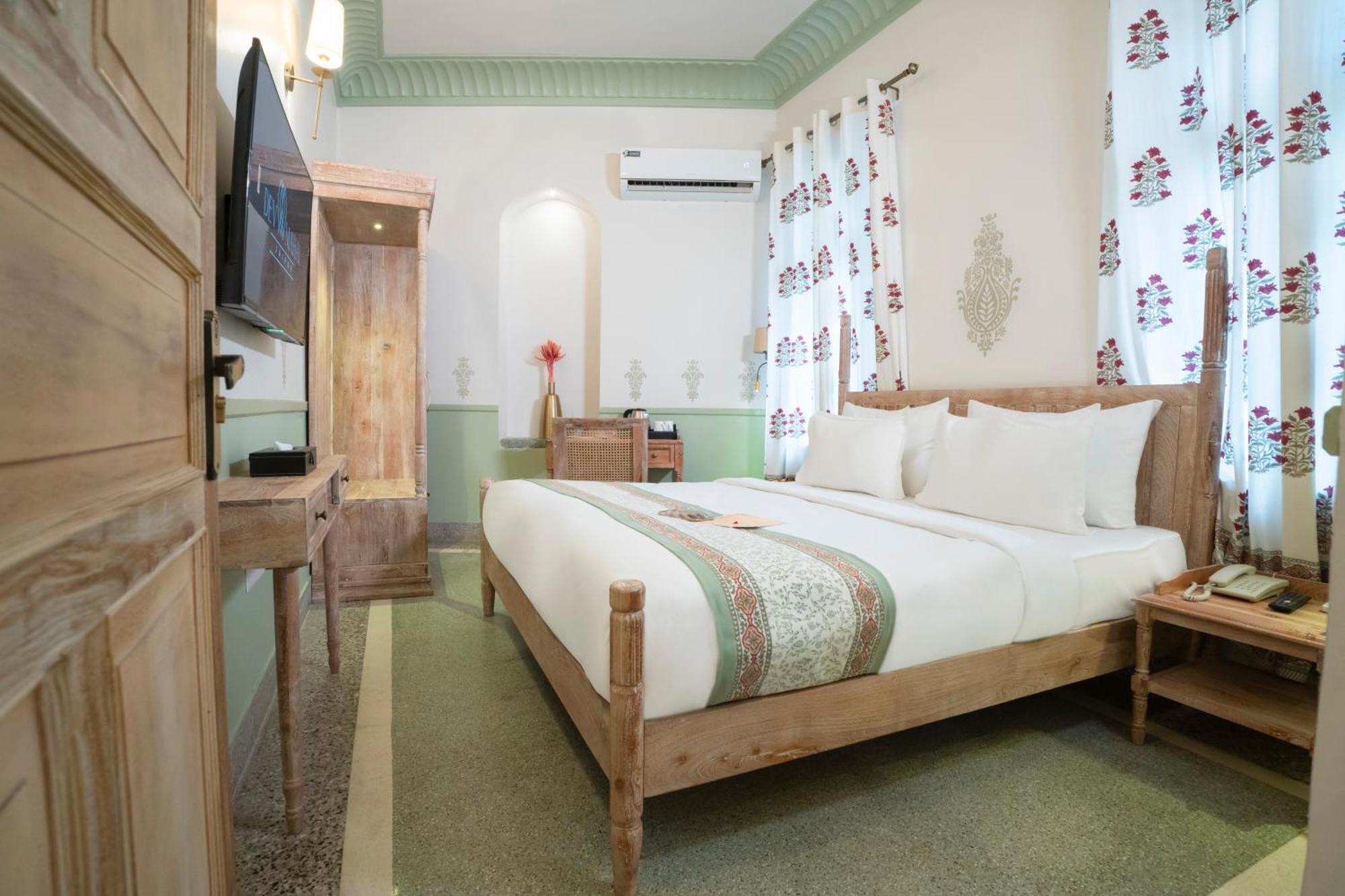 Dev Mahal - A Boutique Heritage Hotel Jaipur Ngoại thất bức ảnh