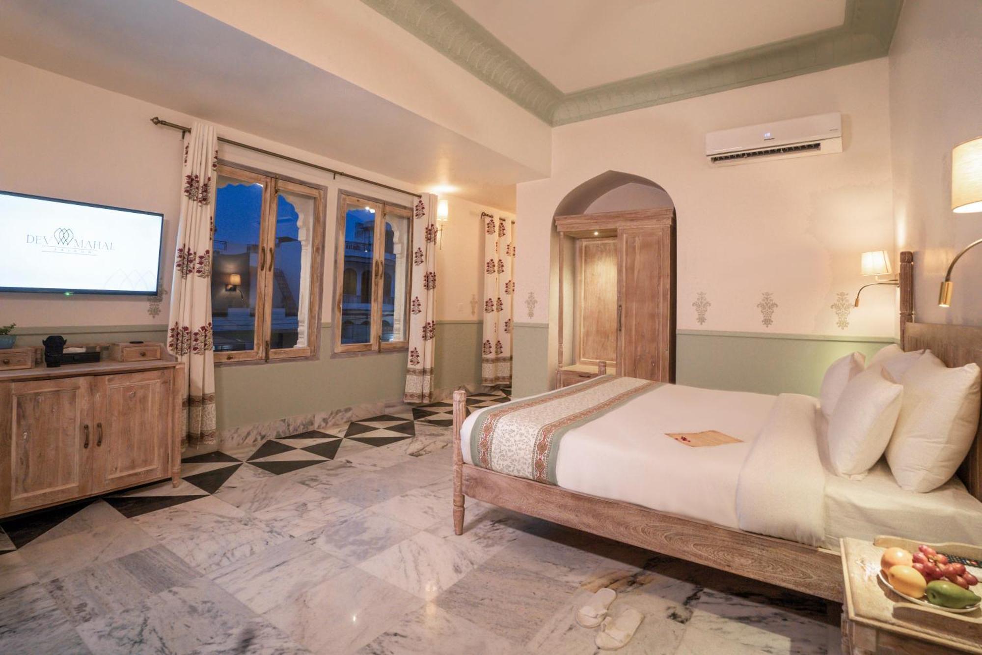 Dev Mahal - A Boutique Heritage Hotel Jaipur Ngoại thất bức ảnh
