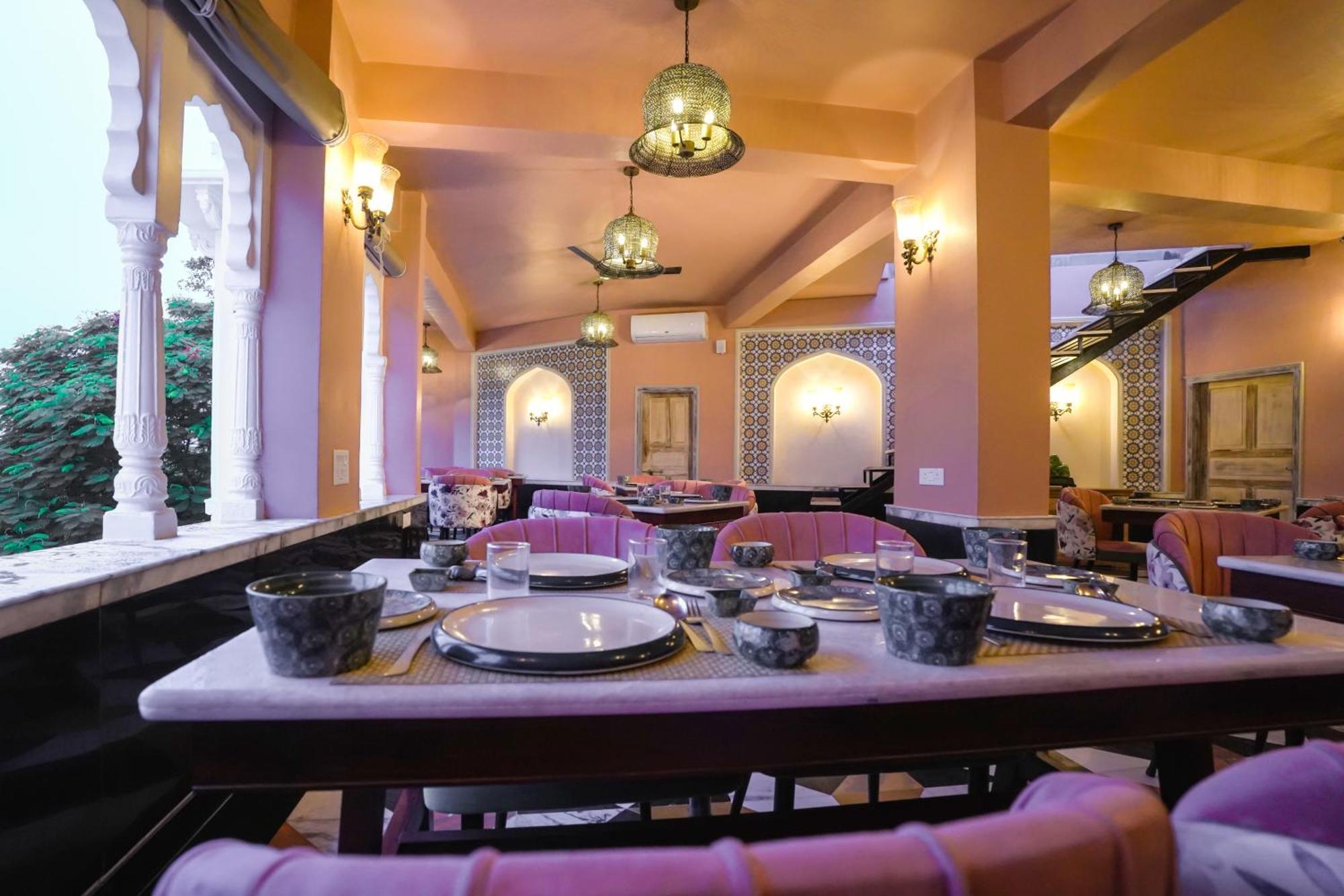 Dev Mahal - A Boutique Heritage Hotel Jaipur Ngoại thất bức ảnh