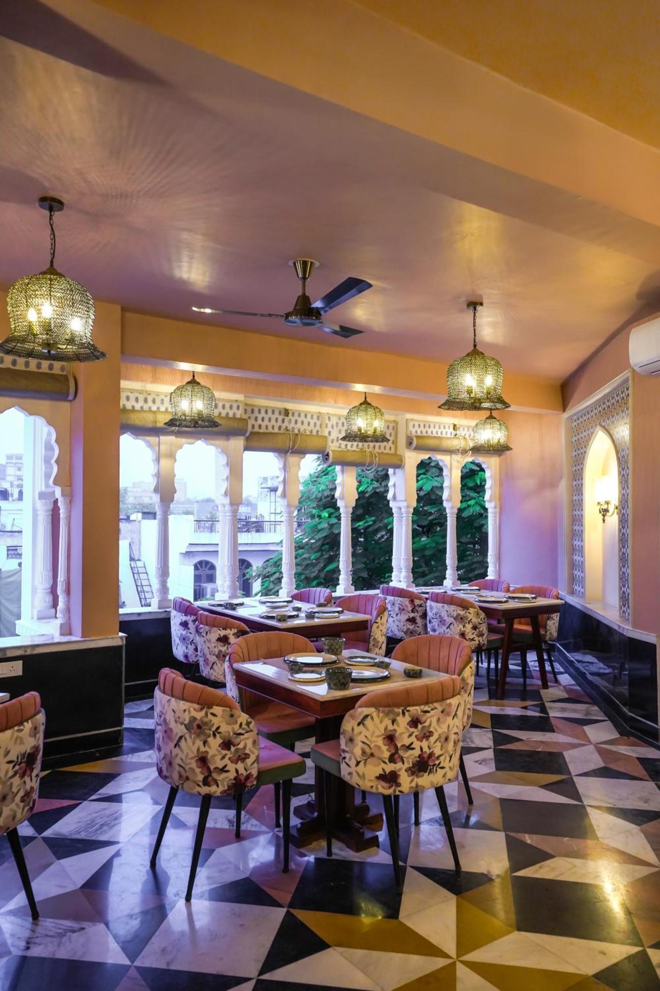 Dev Mahal - A Boutique Heritage Hotel Jaipur Ngoại thất bức ảnh