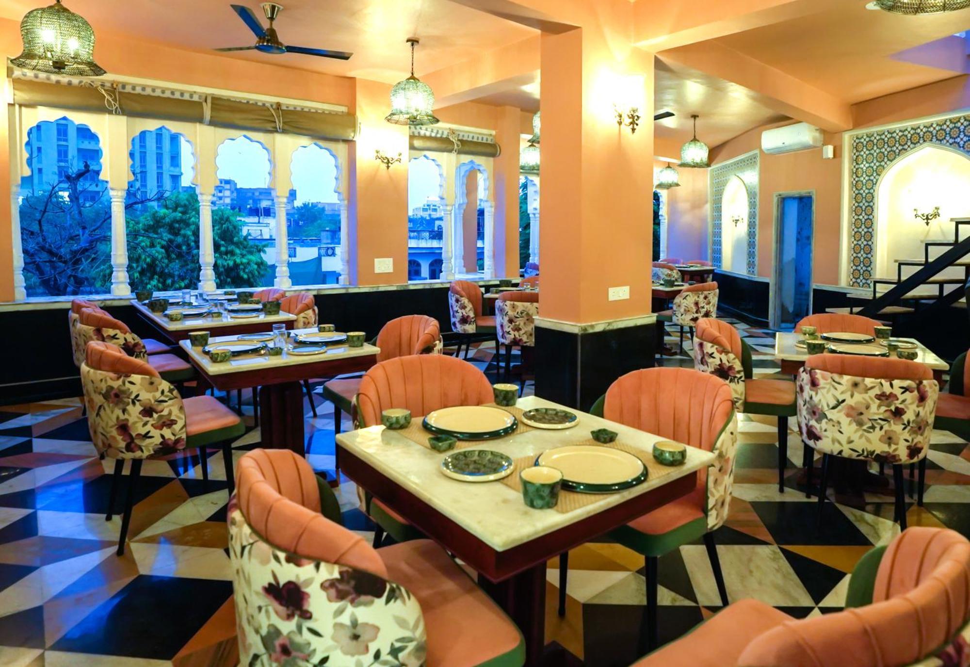 Dev Mahal - A Boutique Heritage Hotel Jaipur Ngoại thất bức ảnh