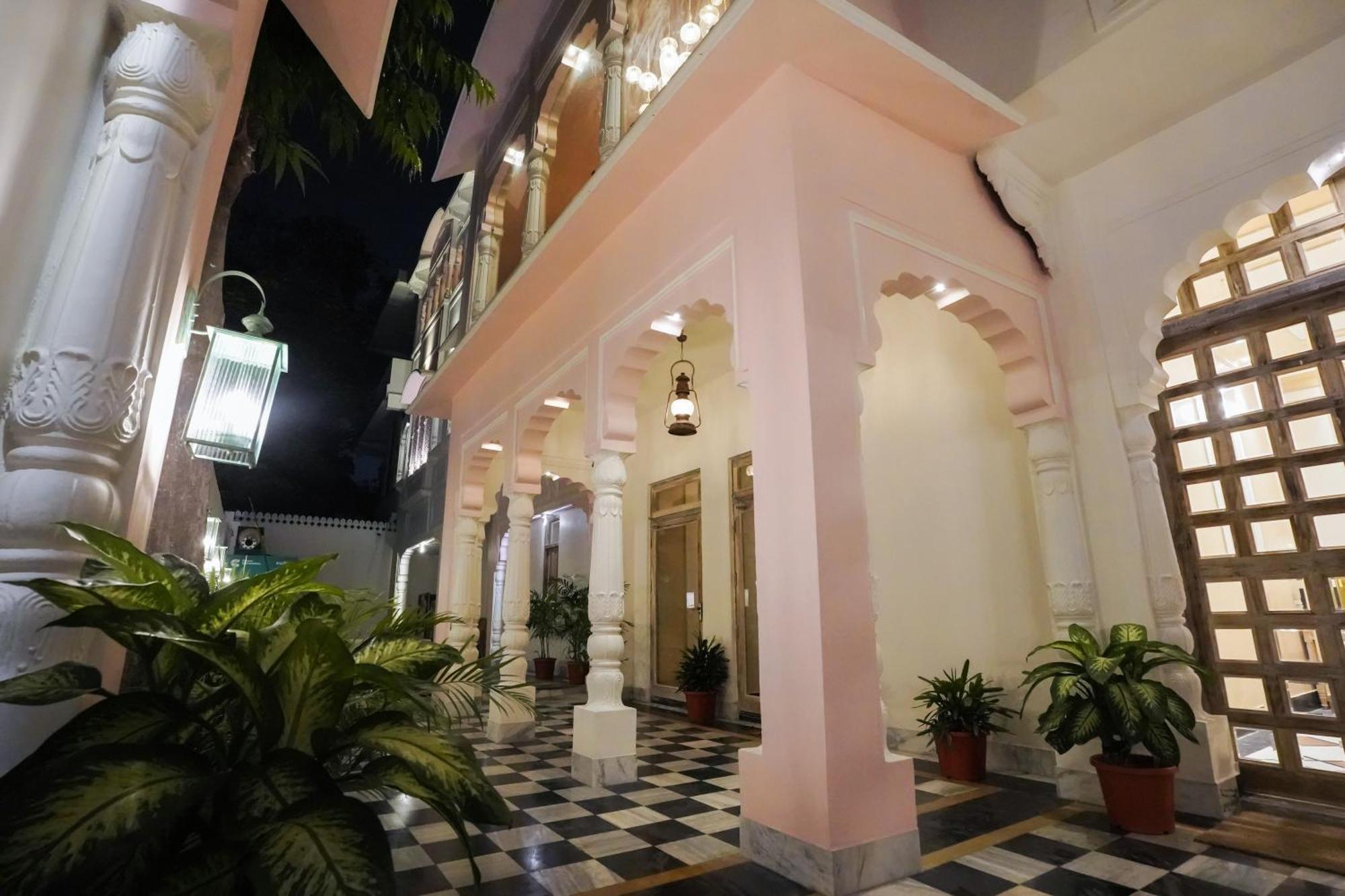Dev Mahal - A Boutique Heritage Hotel Jaipur Ngoại thất bức ảnh