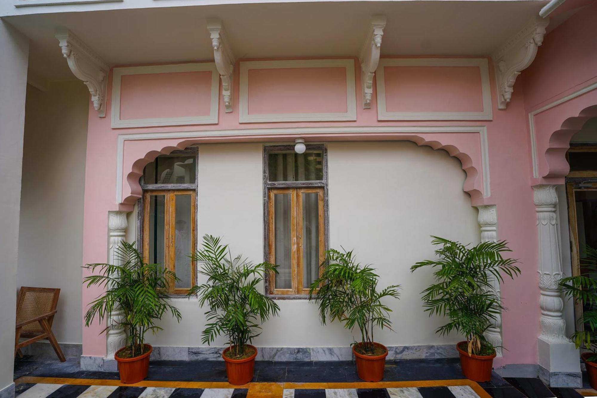 Dev Mahal - A Boutique Heritage Hotel Jaipur Ngoại thất bức ảnh