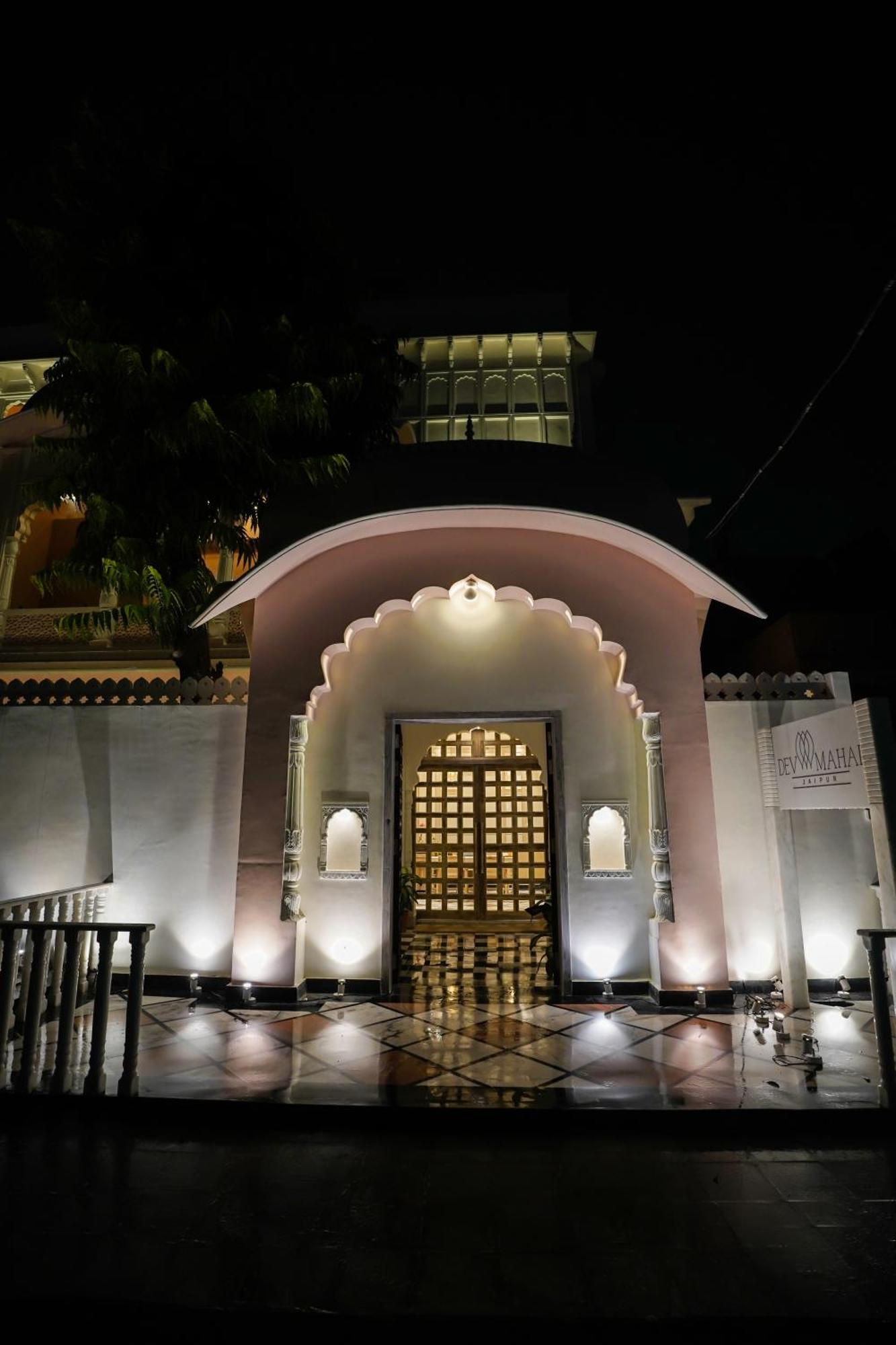 Dev Mahal - A Boutique Heritage Hotel Jaipur Ngoại thất bức ảnh